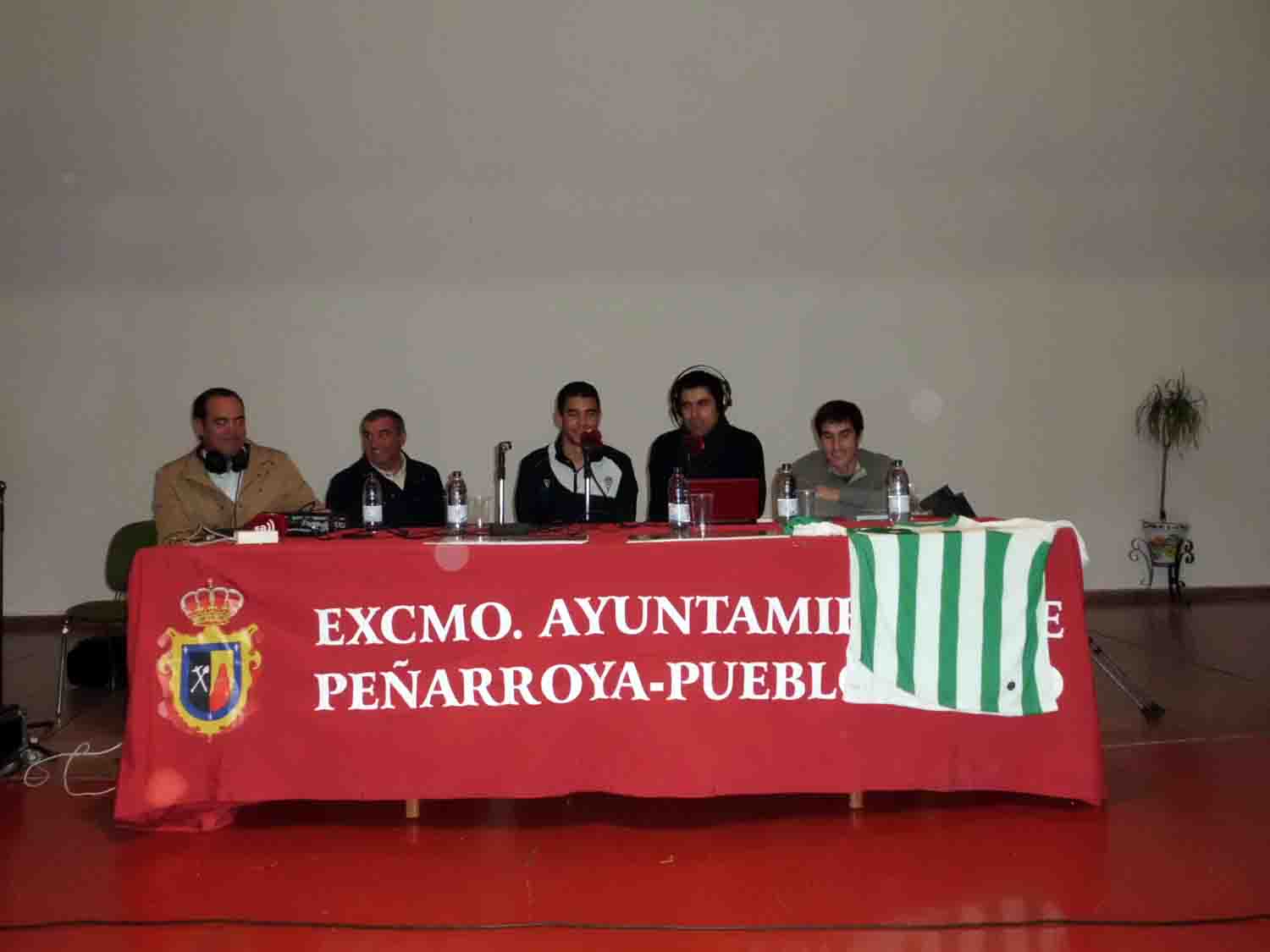 El Crdoba C.F acerca a sus jugadores