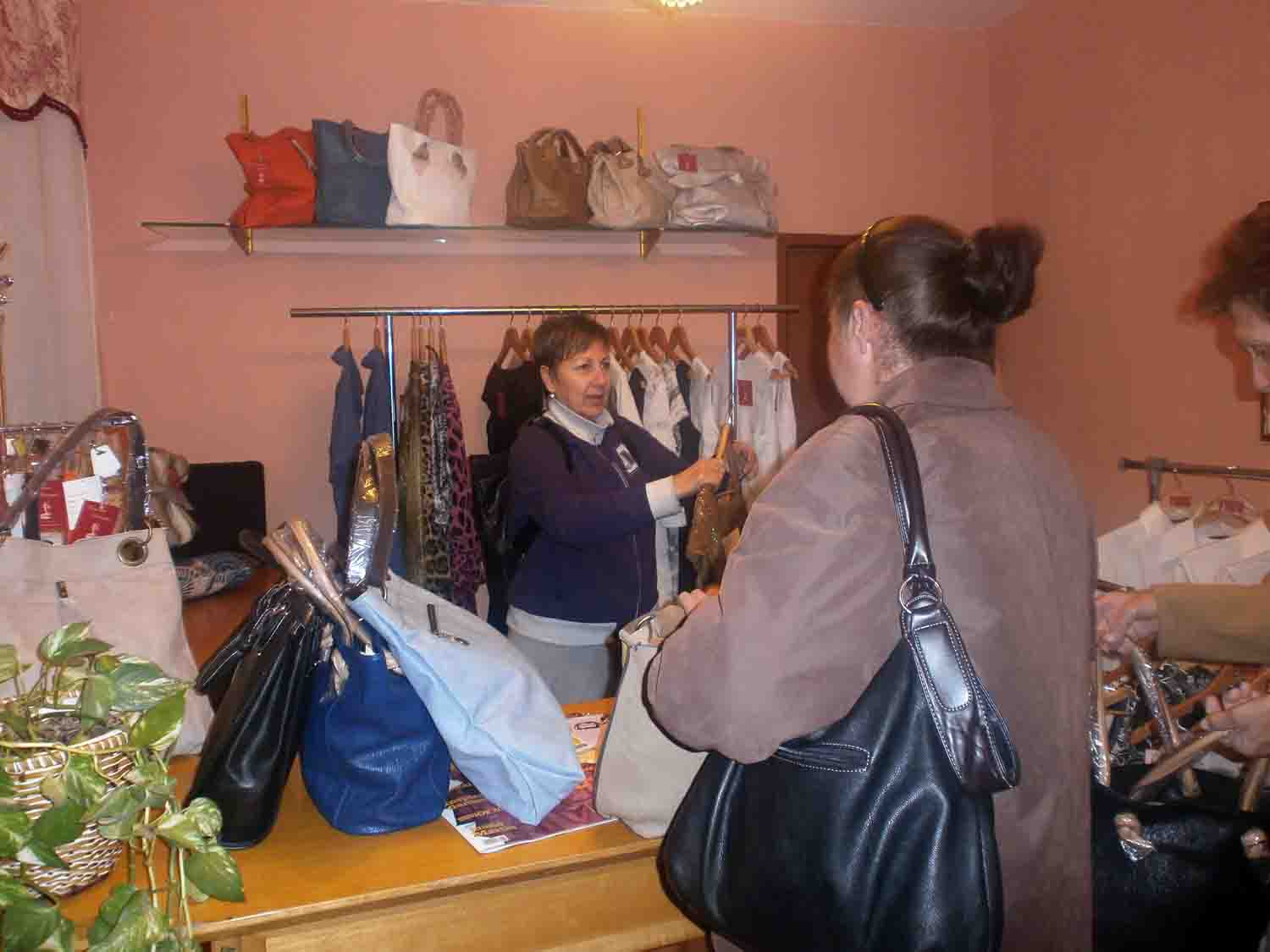 Herminia Marcado -Diseo y Costura