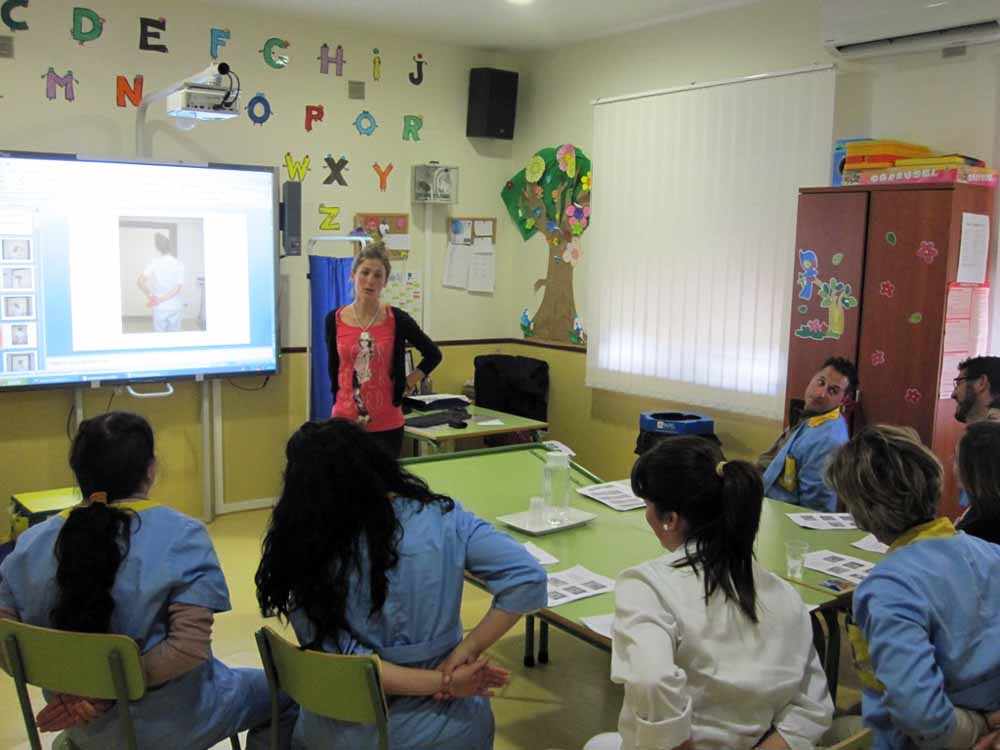 Higiene postural a cuidadores de discapacitados 