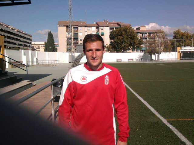 Pablo Mogolln con el Granada B