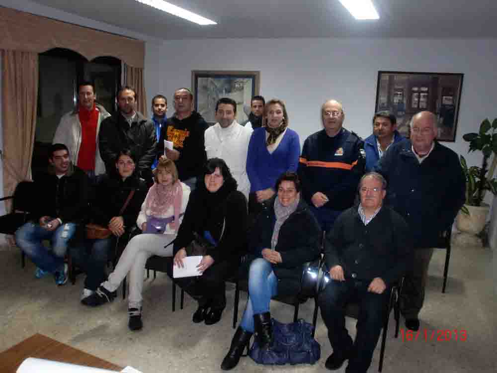 Agrupacin de voluntarios en Villaviciosa 