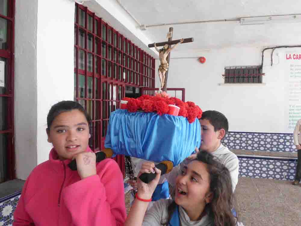     Los colegios celebran la Semana Santa