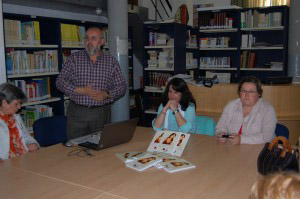 Ins M Mansilla en la Biblioteca Municipal