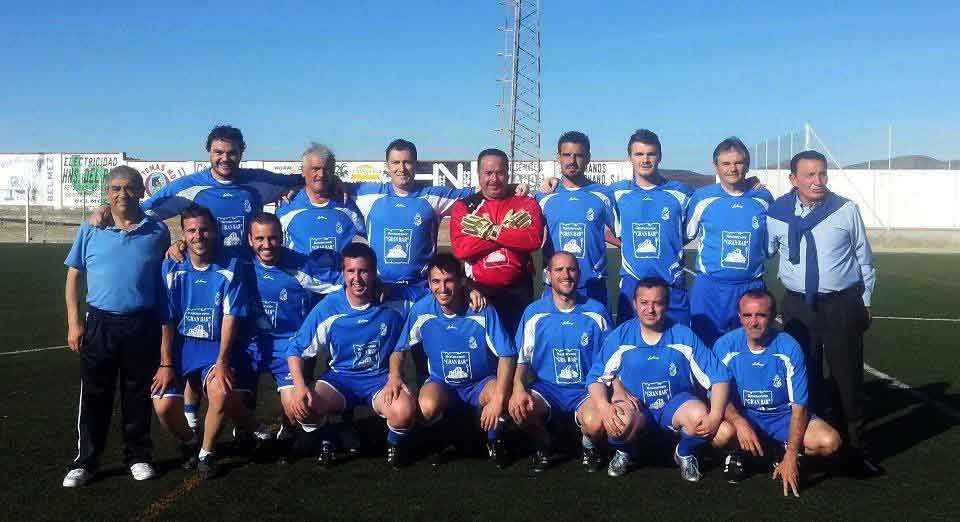 Pea del Bilbao y Jugadores del Recre