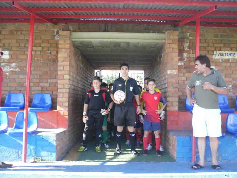 Equipo de ftbol Benjamn del Pearroya