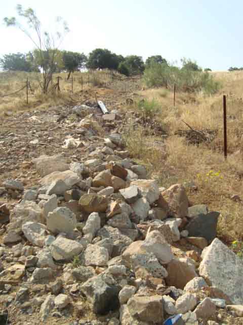 Navalcuervo arregla su camino