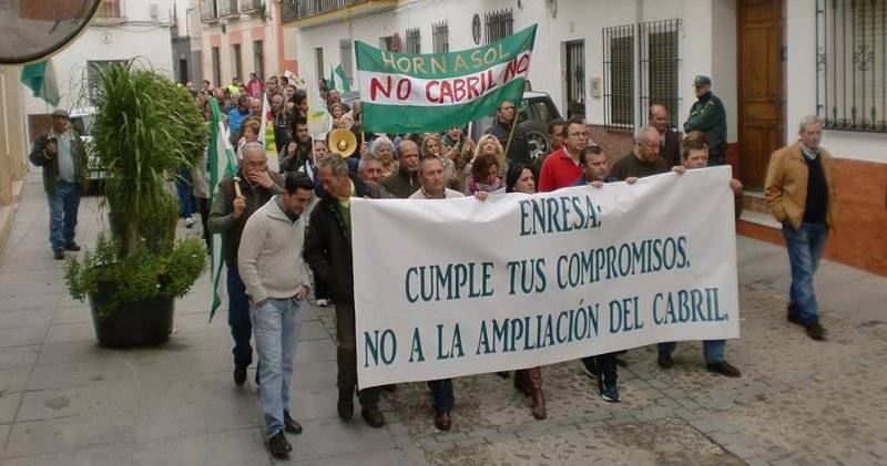 Manifestacin ayer por las calles de Hornachuelos