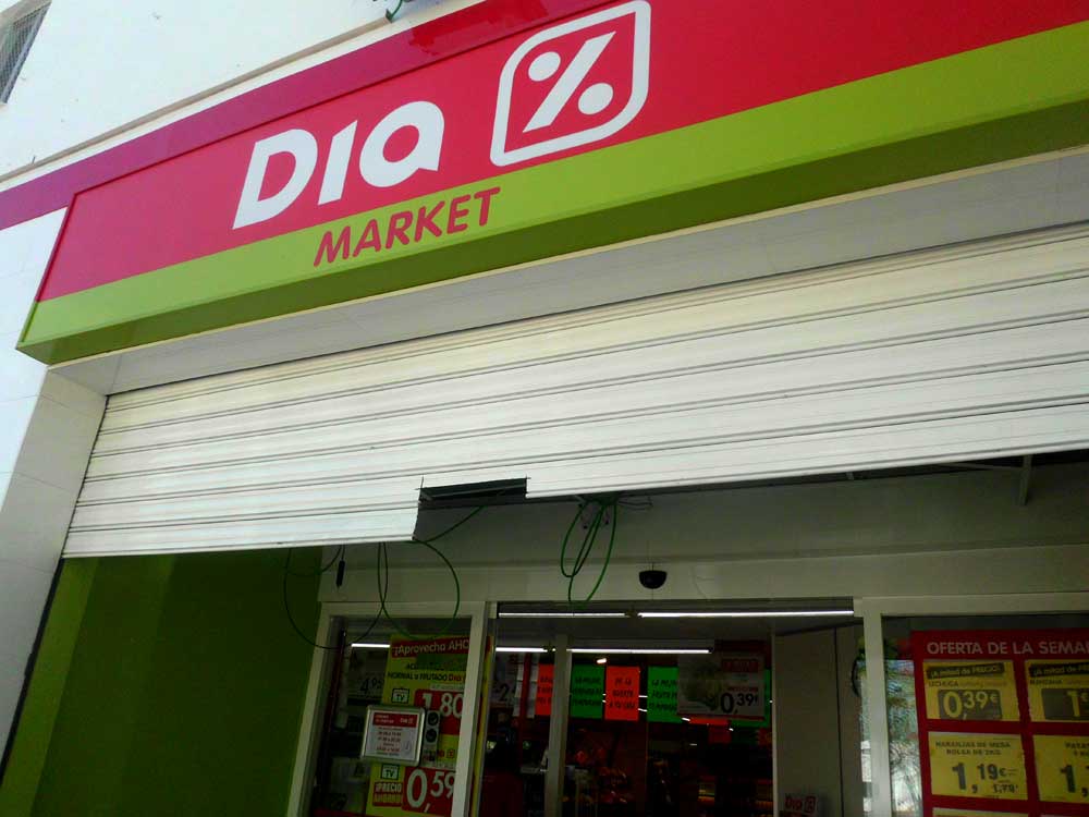 Robo en el supermercado DAMLAUR