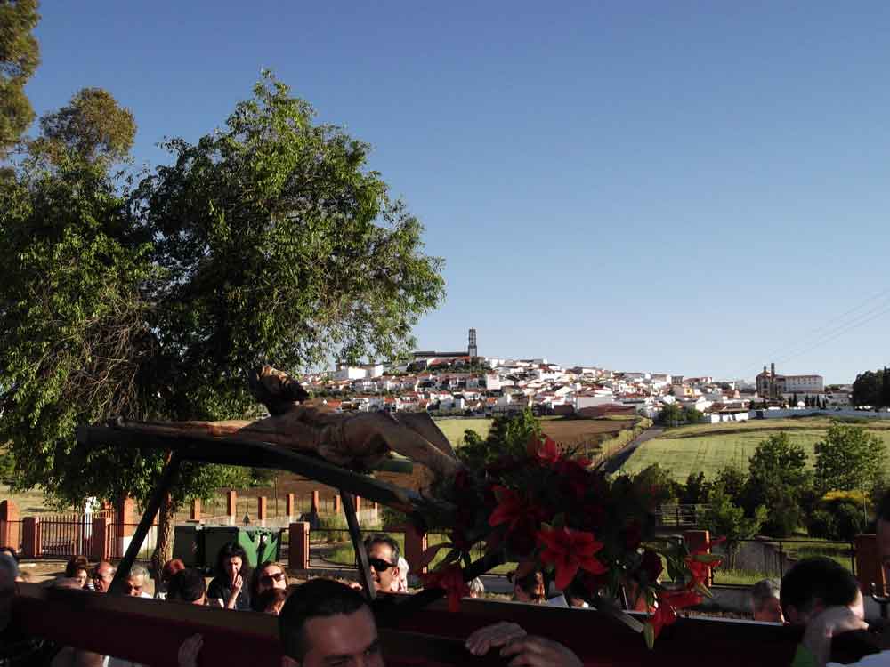 El Stmo. Cristo de Gracia realiza su traslado hasta su ermita