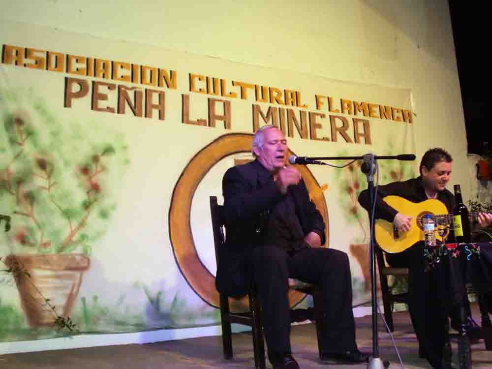 La Pea La Minera Rinde homenaje a Ramn Fernndez