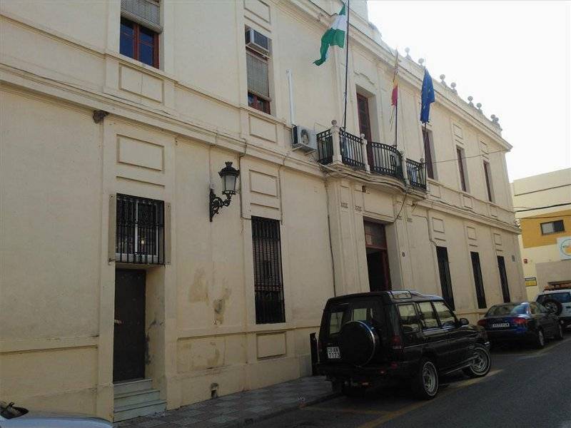 Fachada del edificio del Ayuntamiento. - M.J. GMEZ