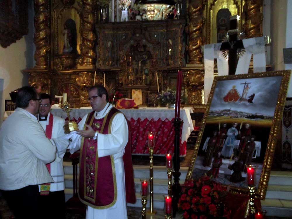 Celebracin de dos triduos en la Iglesia de San Francisco