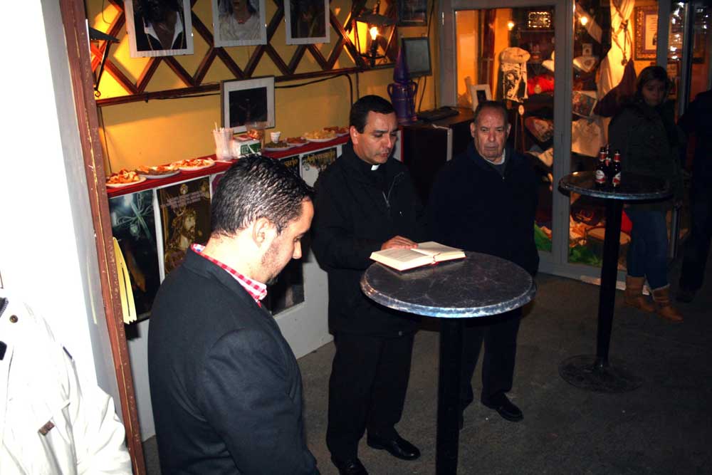 Inaugurado el Rincn Cofrade El Patio 