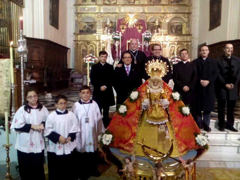 La Ilustre Patrona de Fuente Obejuna ya abraza a su Nio