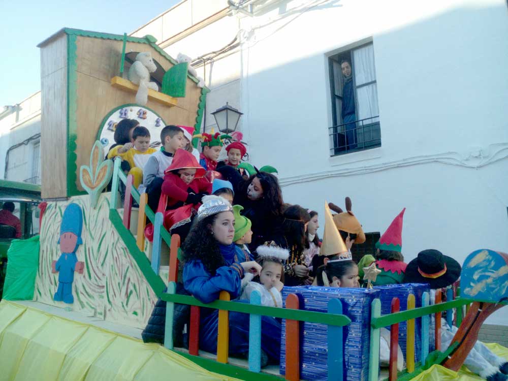 Los Reyes Magos de Oriente recorren las calles de Fuente Obejuna